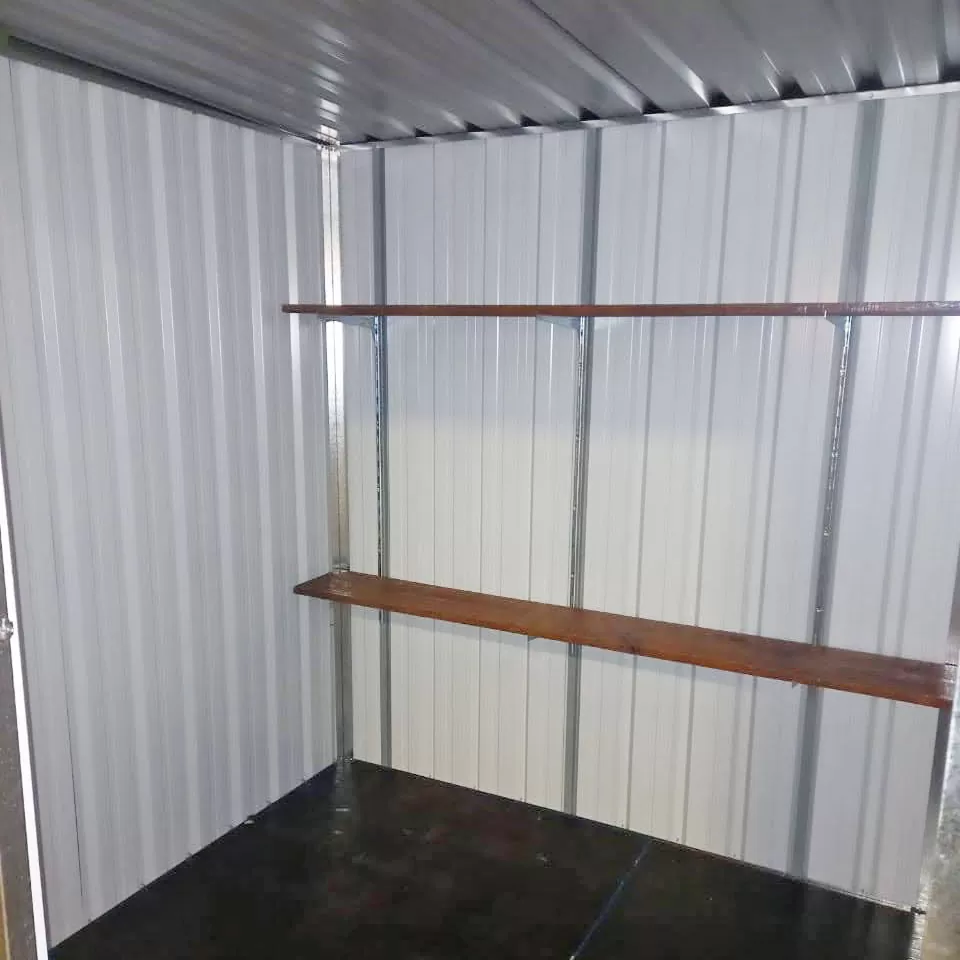 Depósito de Jardim - Modelo 2 com Porta de Correr