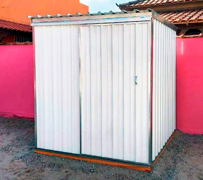 Depósito de Jardim - Modelo 2 com Porta de Correr